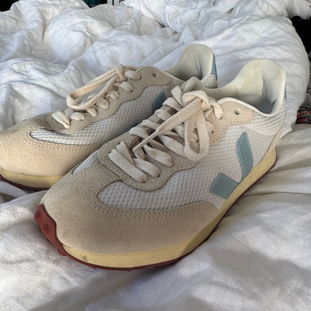 NEW Veja Rio Branco Alveomesh Sneaker women size 7 cream gravel steel MINT - Picture 3 of 11